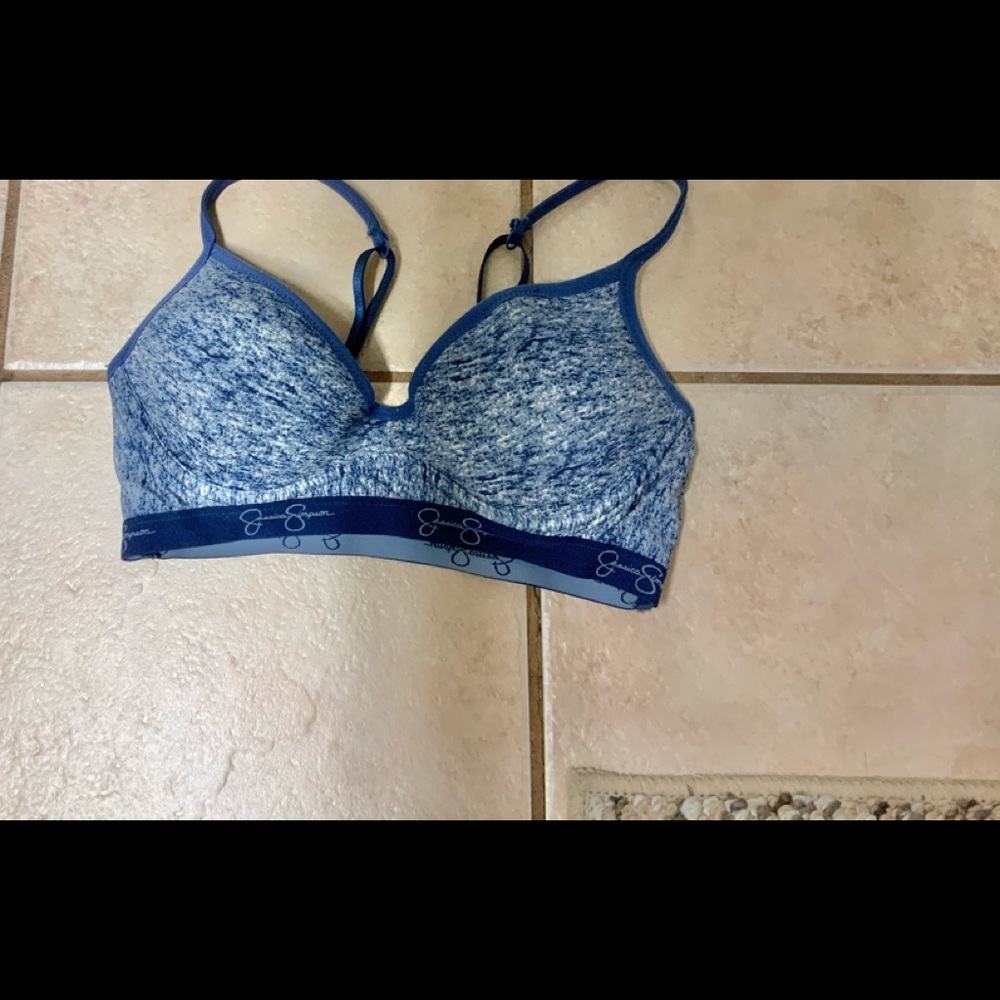 EUC 🥎Jessica ⚽️Simpson 🏉M 🎾Sportsbra🤸‍♀️